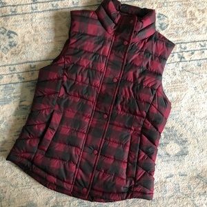 NWOT Gap Buffalo Plaid Puffer Vest